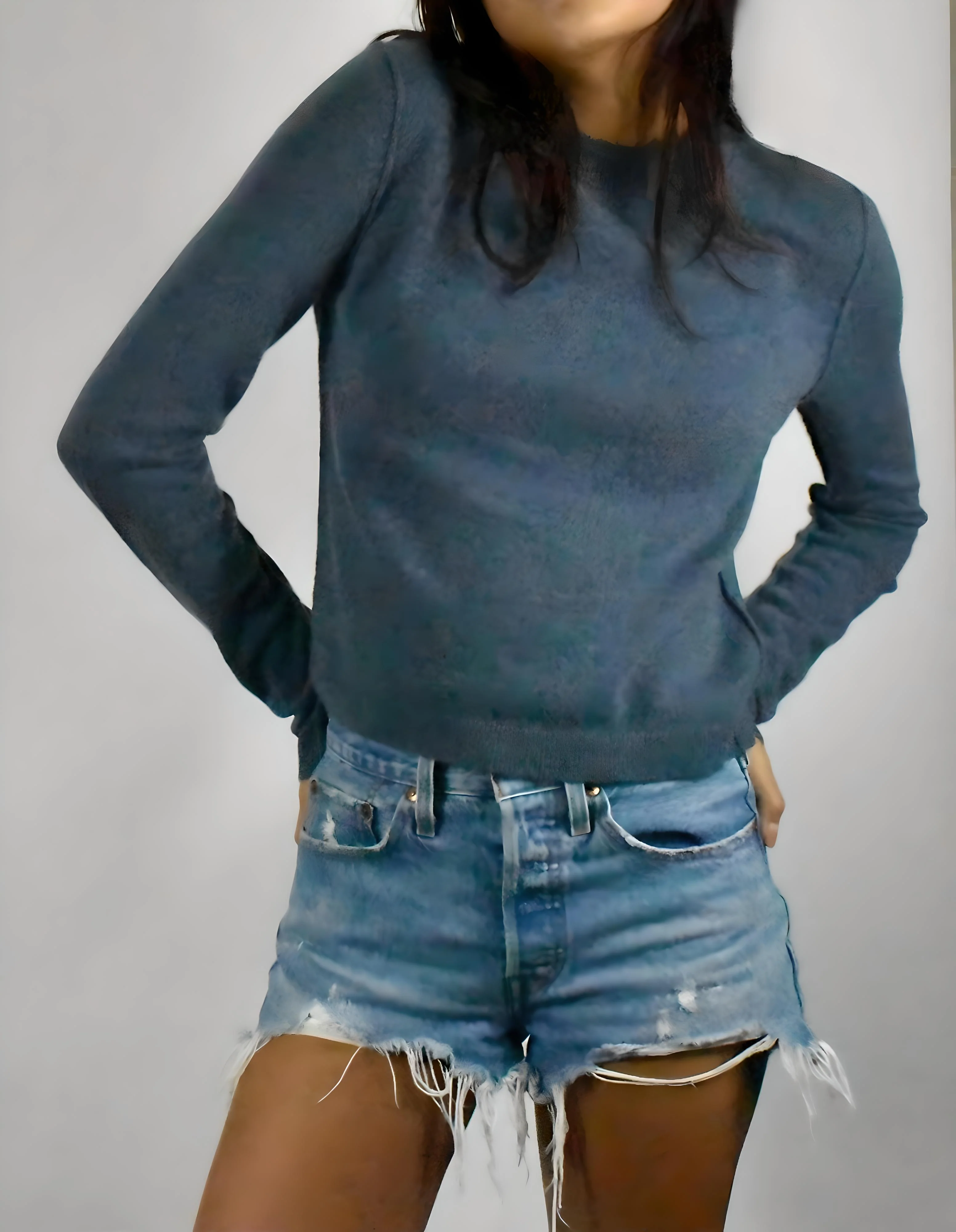 100% Cashmere Everyday Crew - Image 6