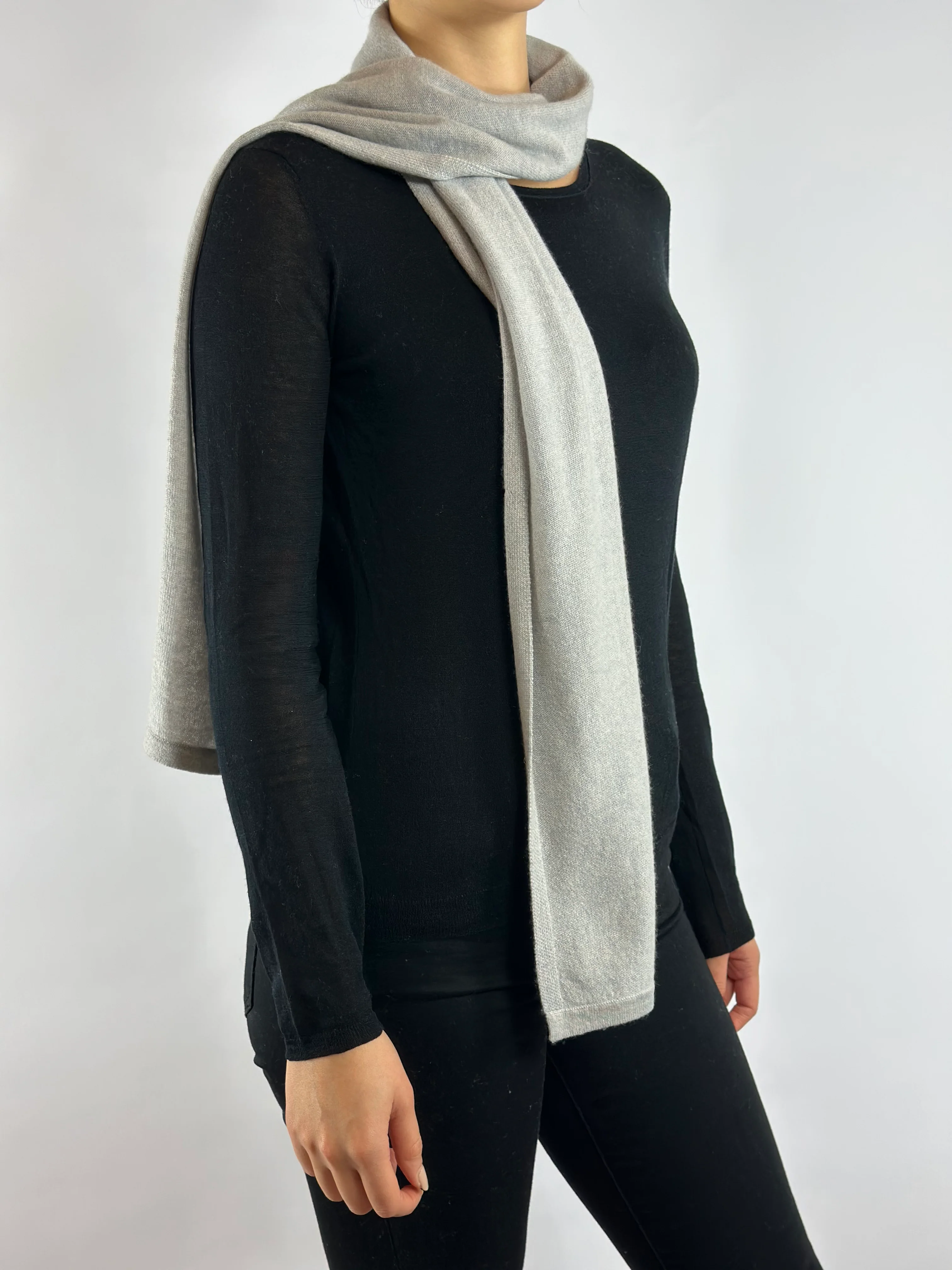 100% Cashmere Scarf - Image 4
