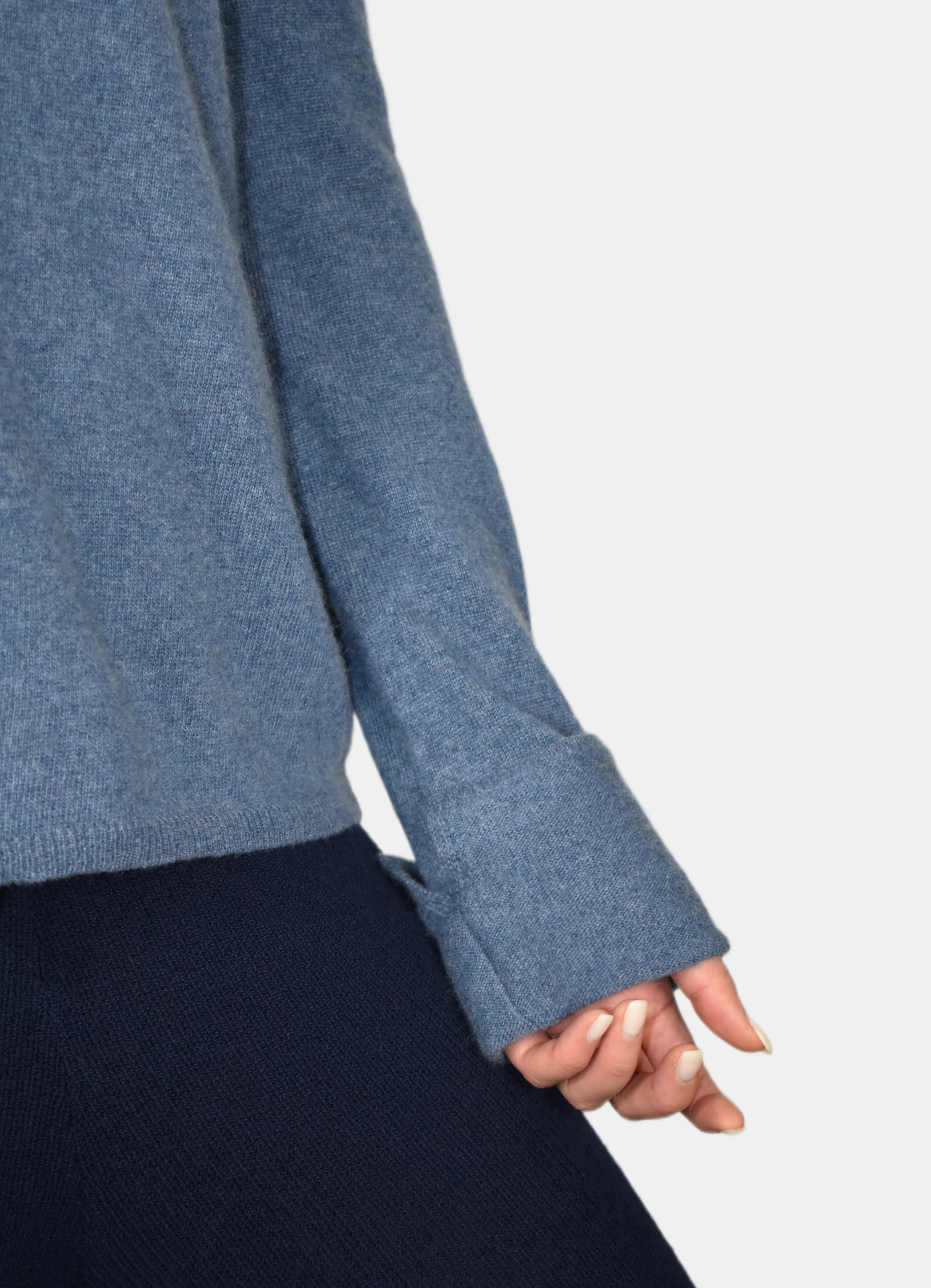 100% Cashmere Cuffed V-Neck - Image 4