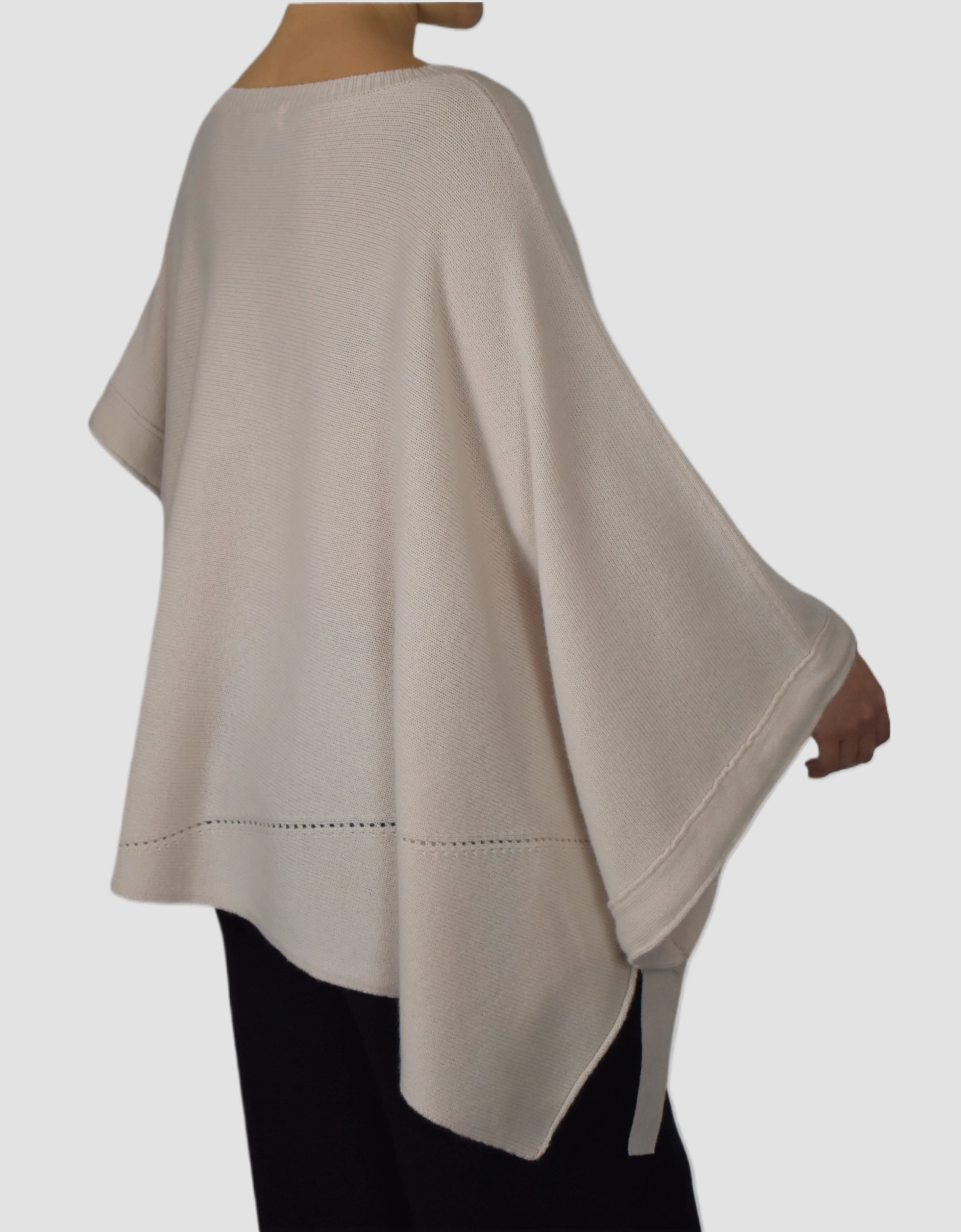 Super Soft 100% Cashmere Ruched Poncho - Image 8
